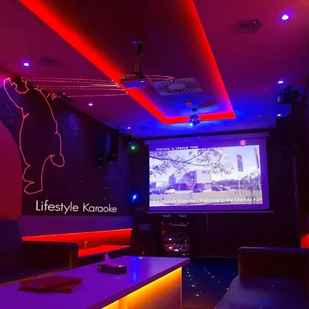 Отель Lifestyle